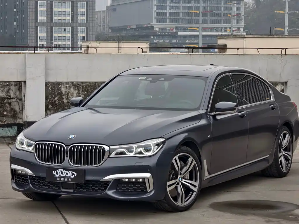BMW 7 Series 2019 — фото 2