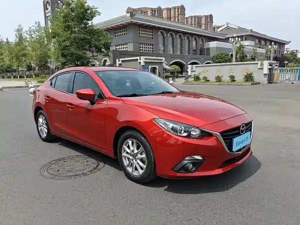 Mazda 3 Axela 2016