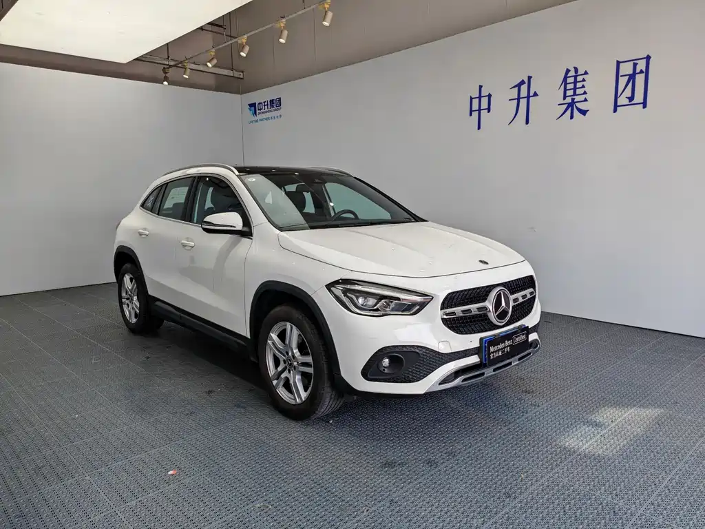 Mercedes-Benz GLA 2023
