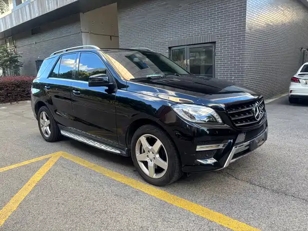 Mercedes-Benz M-Class 2015
