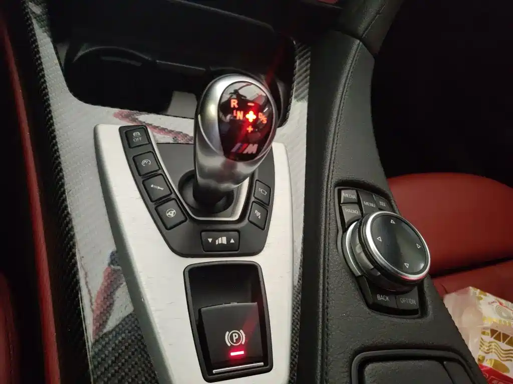 BMW M6 2014 — фото 15