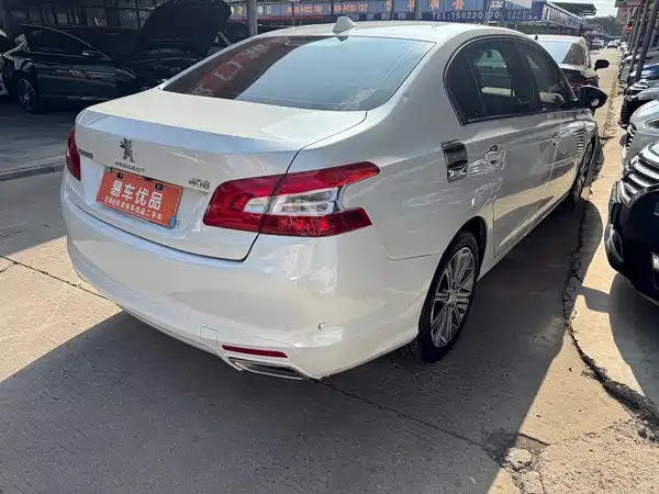 Peugeot 408 2015