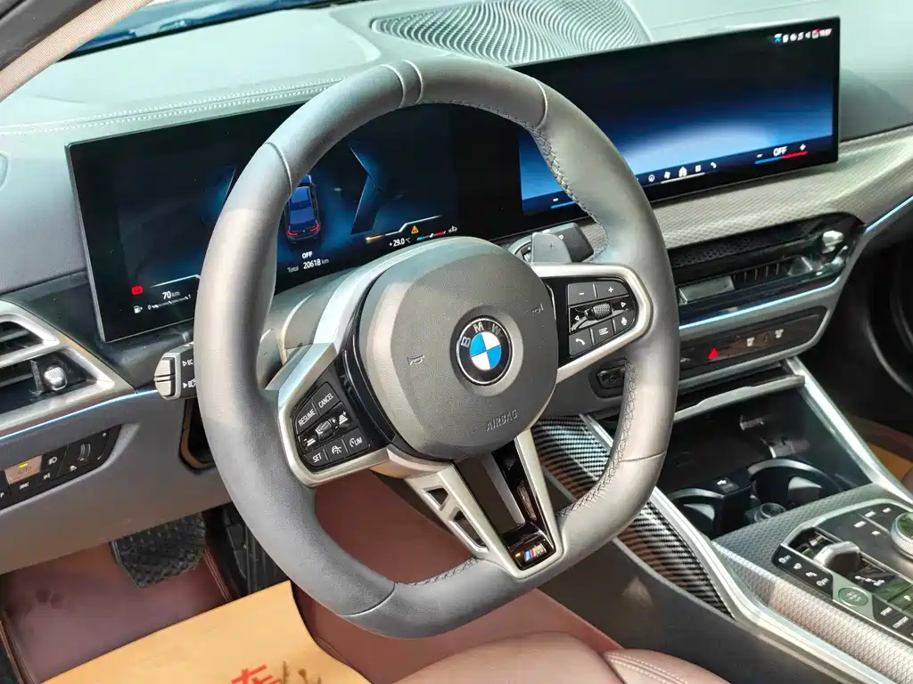 BMW 3 Series 2025 — фото 13