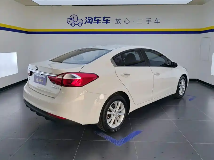 Kia K3 2016