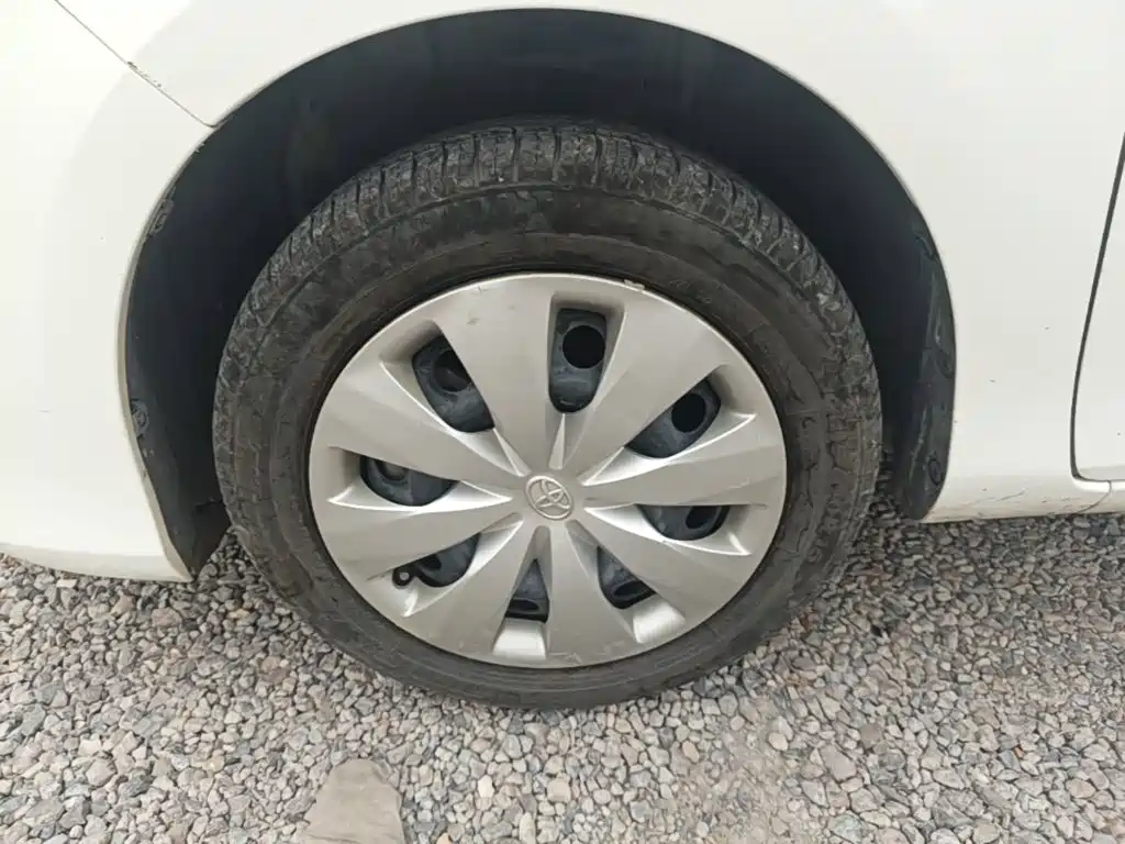 Toyota Yaris L 2019 — фото 23