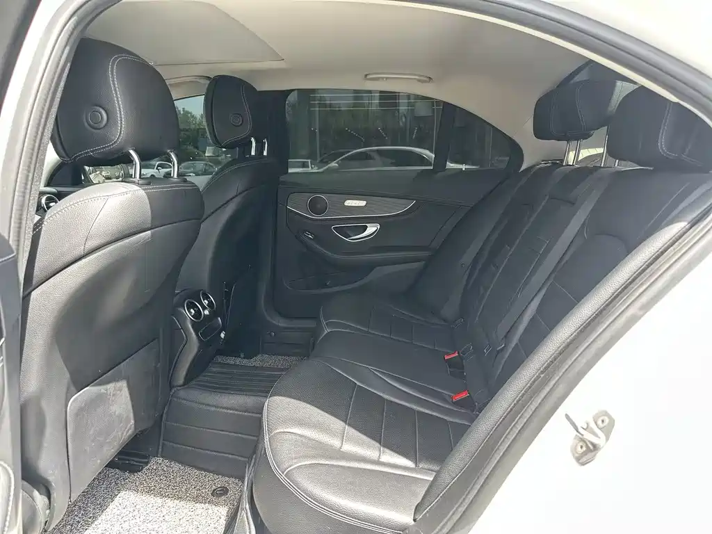Mercedes-Benz C-Class 2020 — фото 15