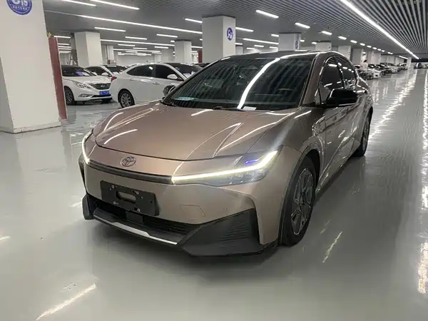 Toyota bZ3 2023