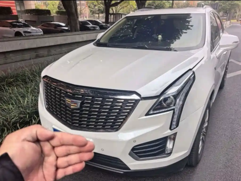 Cadillac XT5 2016 — фото 2