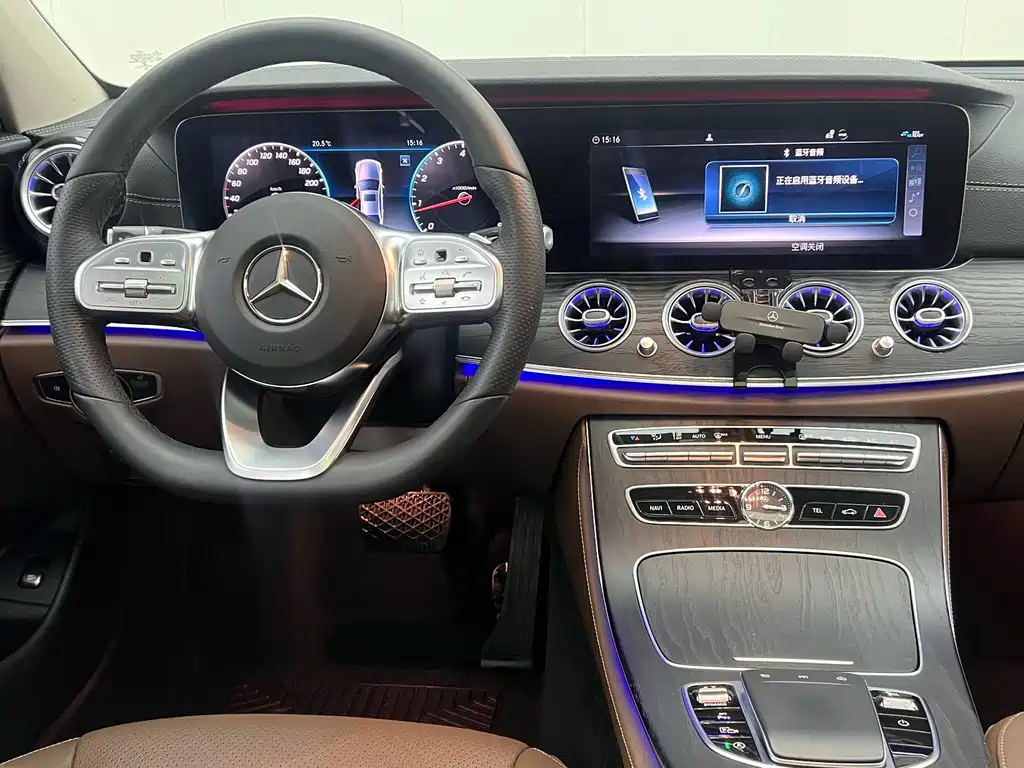 Mercedes-Benz E-Class 2020 — фото 8