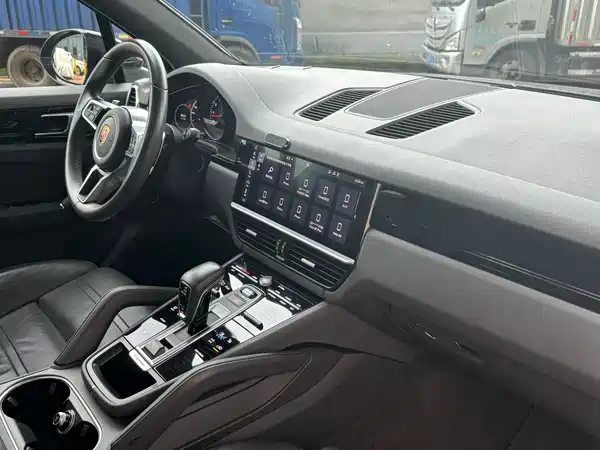 Porsche Cayenne 2018