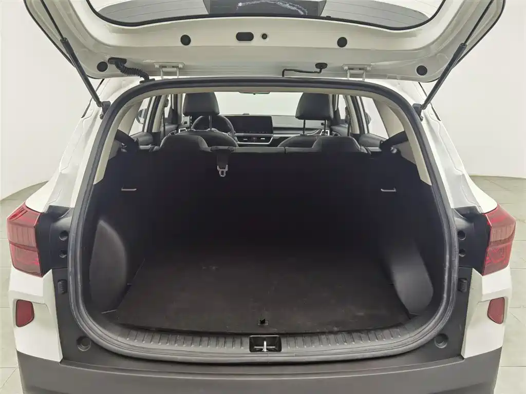 Kia KX3 Proud Running 2020 — фото 16