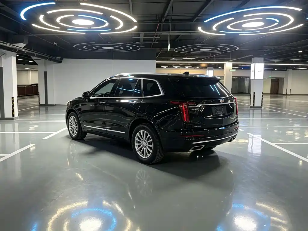 Cadillac XT6 2020 — фото 16