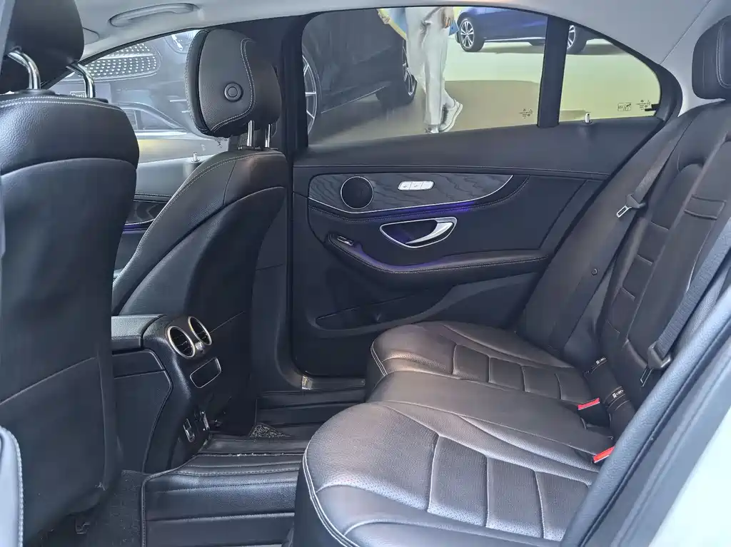 Mercedes-Benz C-Class 2020
