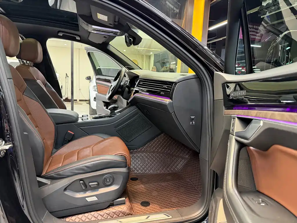 Volkswagen Touareg 2019 — фото 12