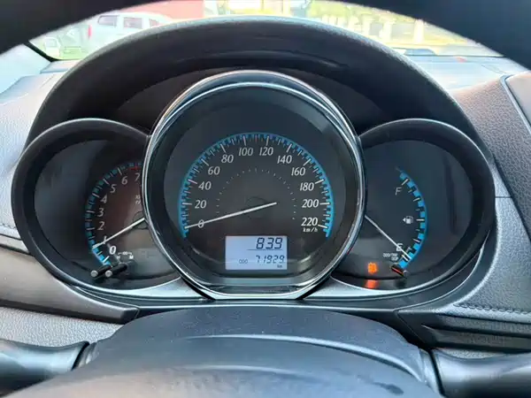 Toyota Yaris L 2017