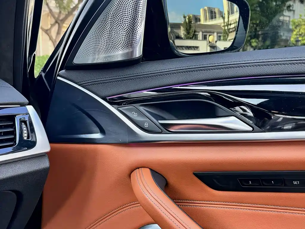 BMW M5 2020 — фото 14