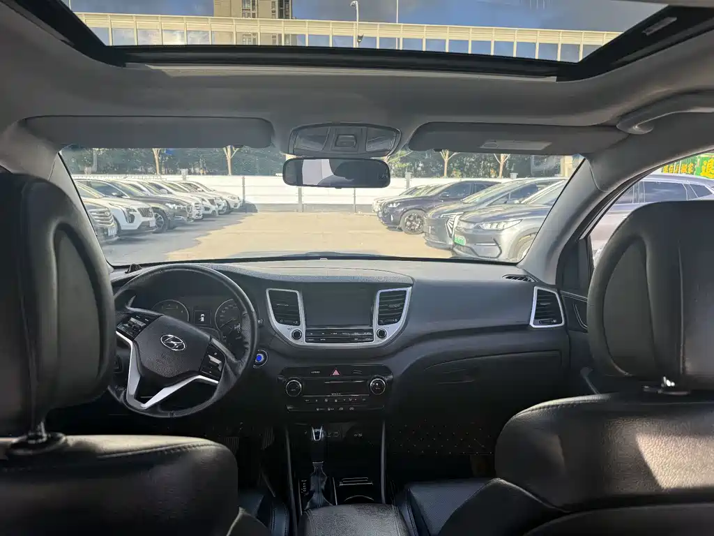Hyundai Tucson 2016 — фото 6
