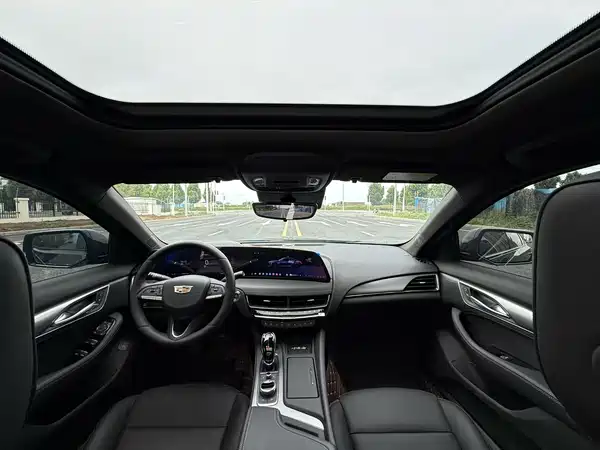Cadillac CT5 2025