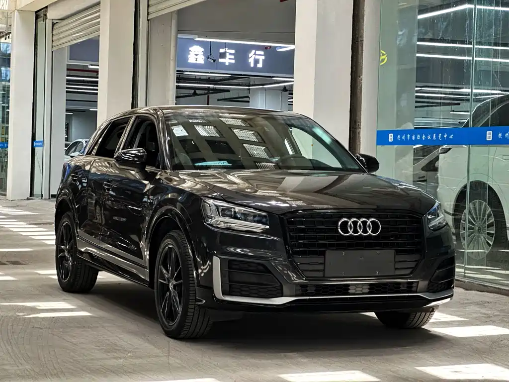 Audi Q2L 2022