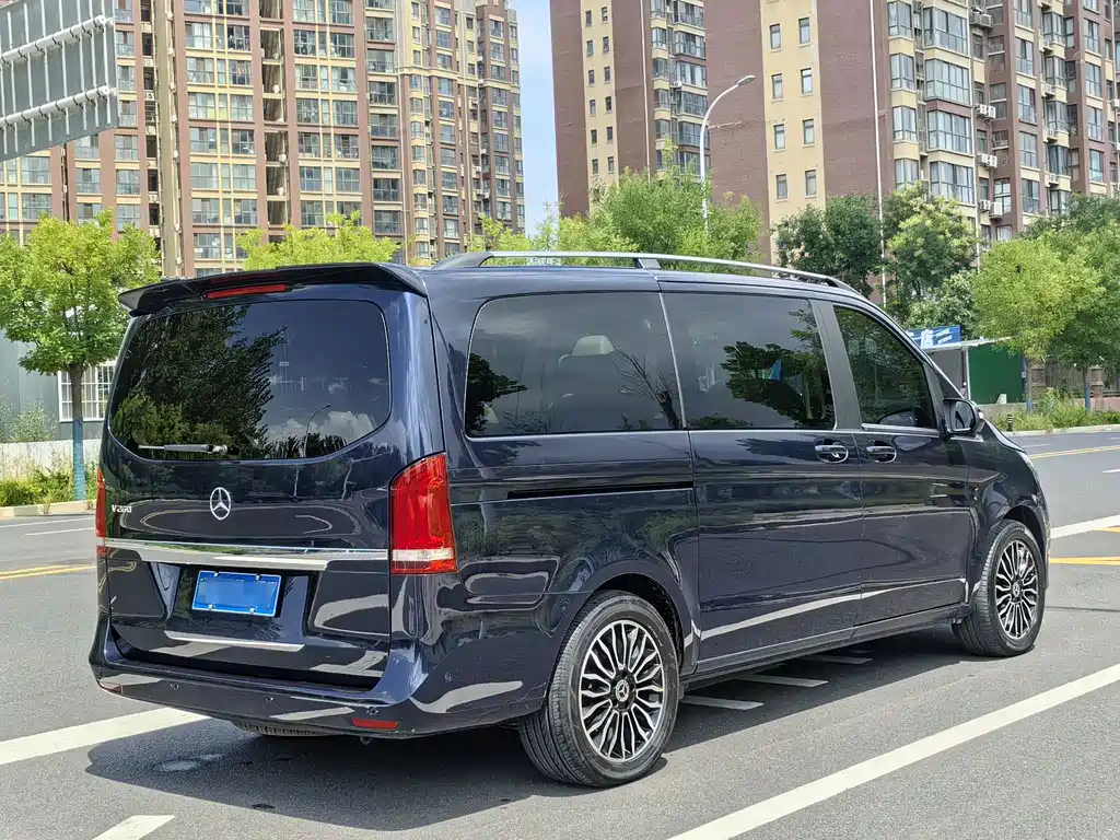Mercedes-Benz V-Class 2018 — фото 2