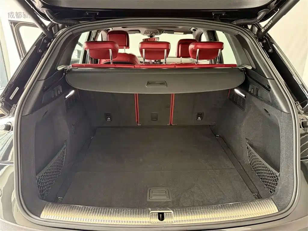 Audi SQ5 2022 — фото 9