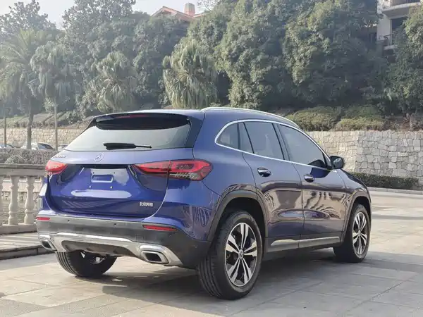 Mercedes-Benz GLA 2020