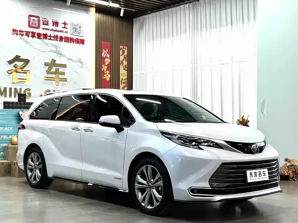 Toyota Sienna 2023
