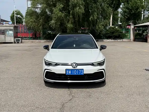 Volkswagen Golf 2022