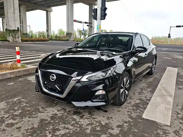 Nissan Teana 2023