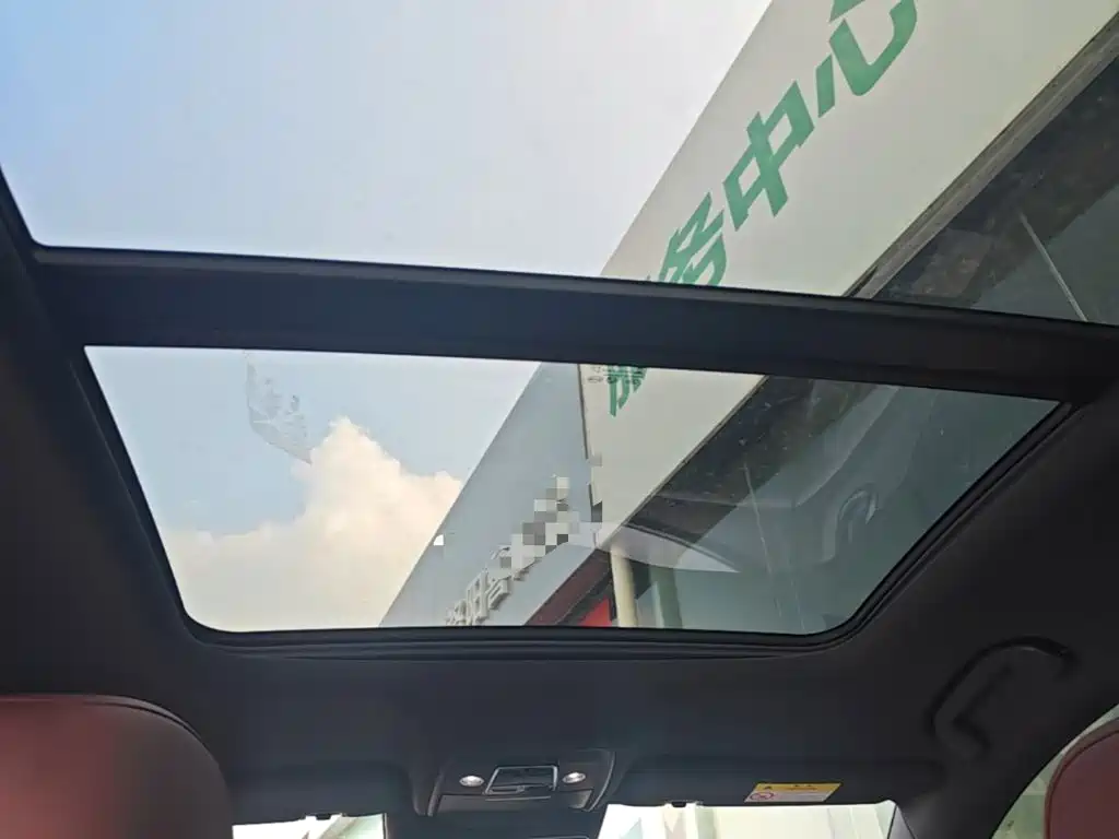 BYD Seal 07 DM-i 2025 — фото 18