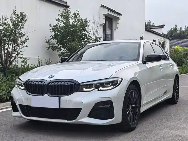 BMW 3 Series 2022