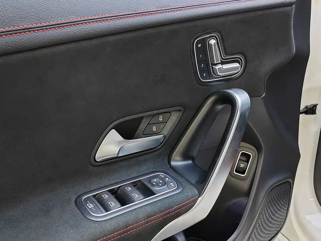 Mercedes-Benz CLA 2021 — фото 9