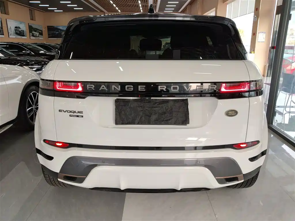 Land Rover Evoque 2021 — фото 22