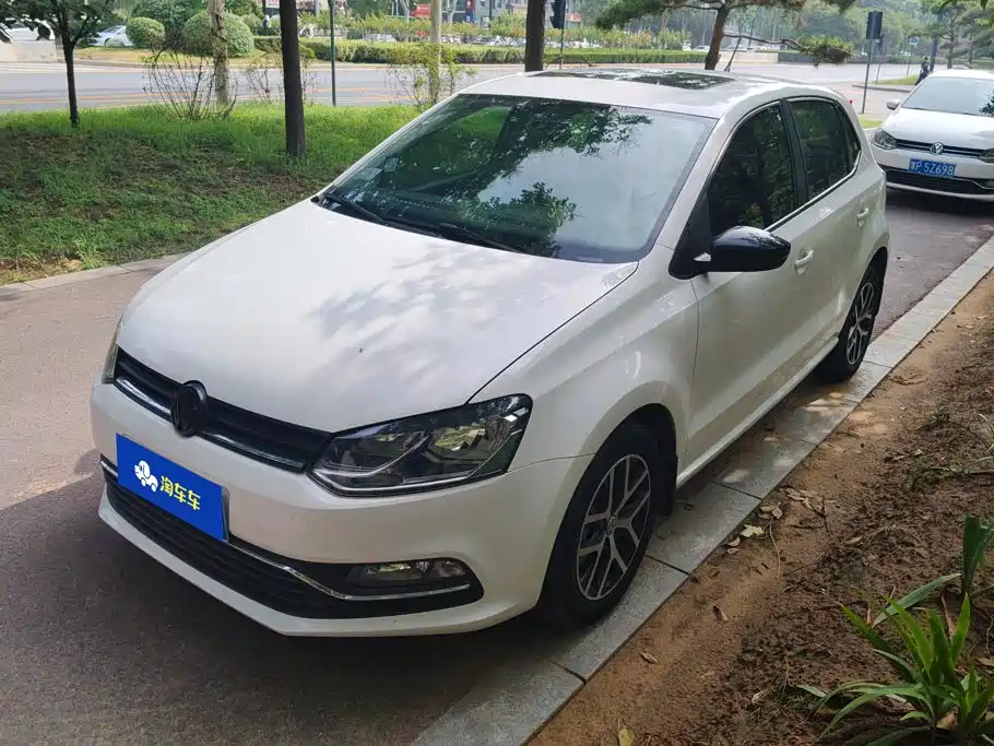 Volkswagen Polo 2016