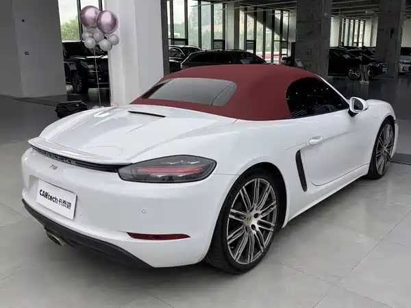 Porsche 718 2022