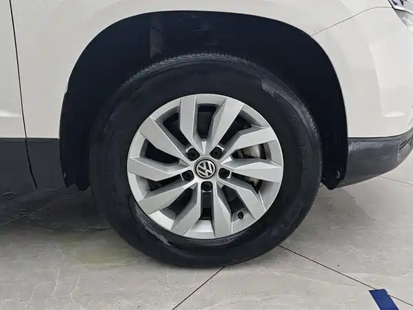 Volkswagen Tharu 2020