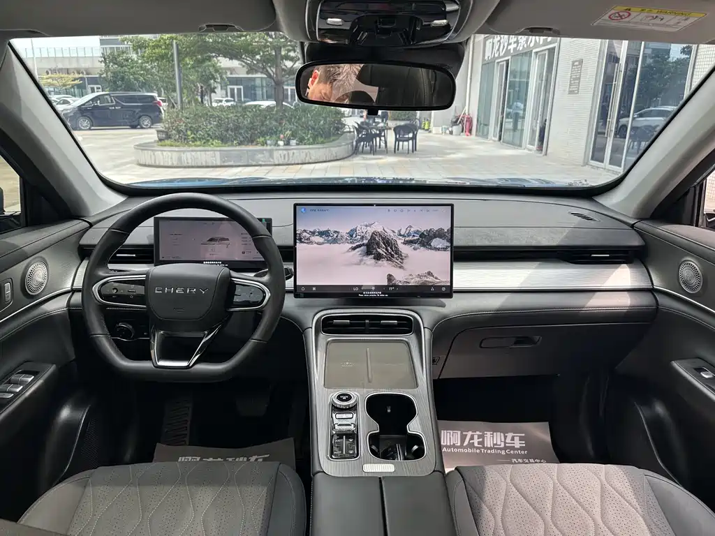 Chery Tiggo 8 PLUS C-DM 2025 — фото 12