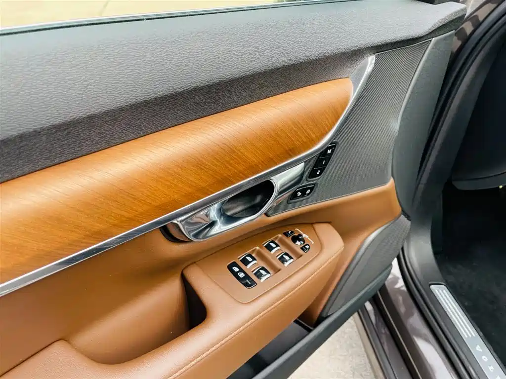 Volvo S90 2024 — фото 24