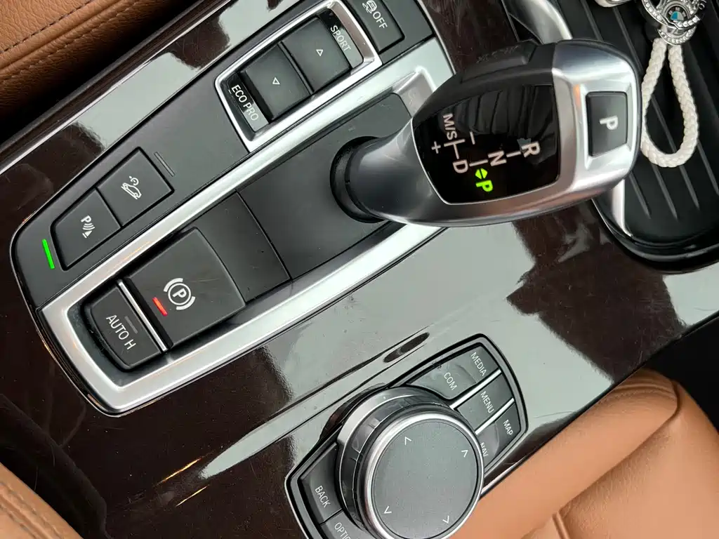 BMW X4 2016 — фото 19