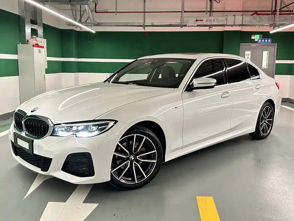 BMW 3 Series 2022 — фото 13