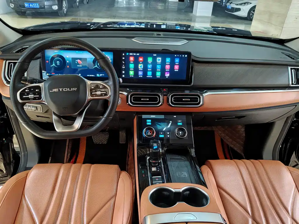 Jetour X70 PLUS 2024 — фото 14