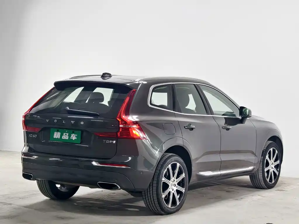 Volvo XC60 Plug-In Hybrid 2020 — фото 4