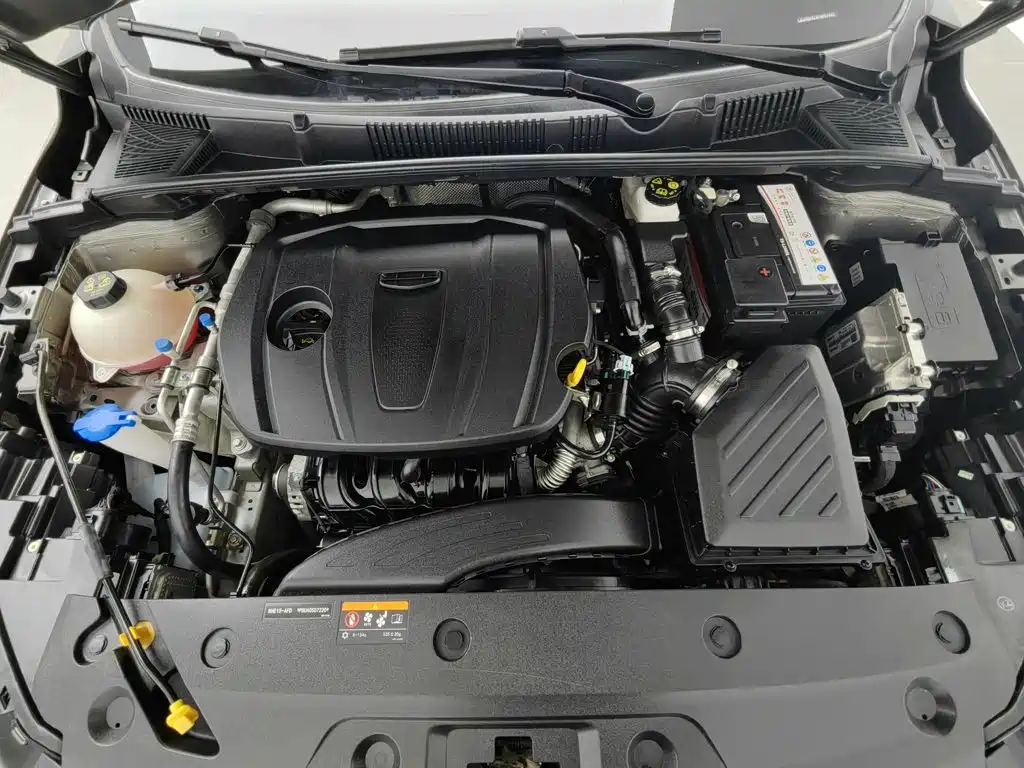 Geely Emgrand 2023