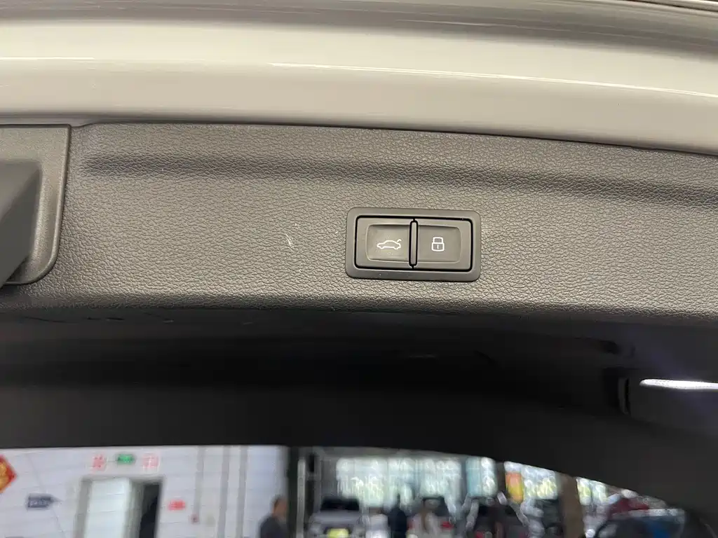 Audi Q3 2022 — фото 17