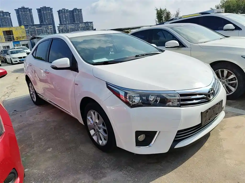 Toyota Corolla 2016 — фото 4