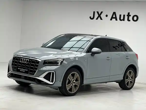 Audi Q2L 2022