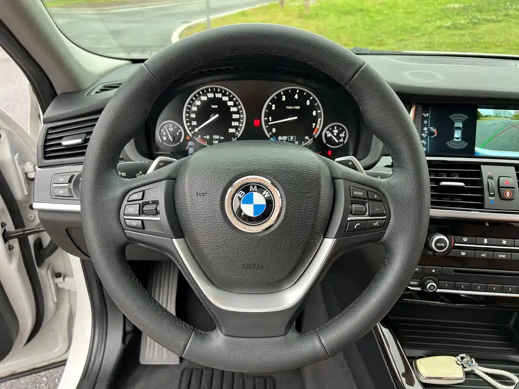 BMW X4 2016 — фото 14
