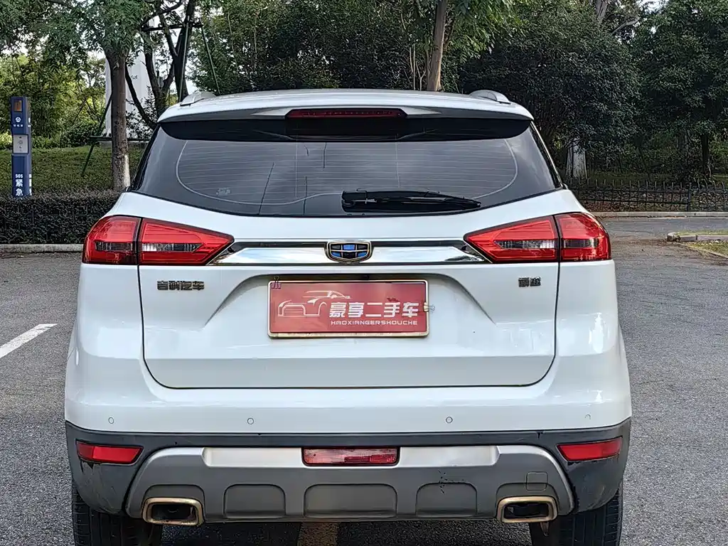Geely Boyue 2018 — фото 12