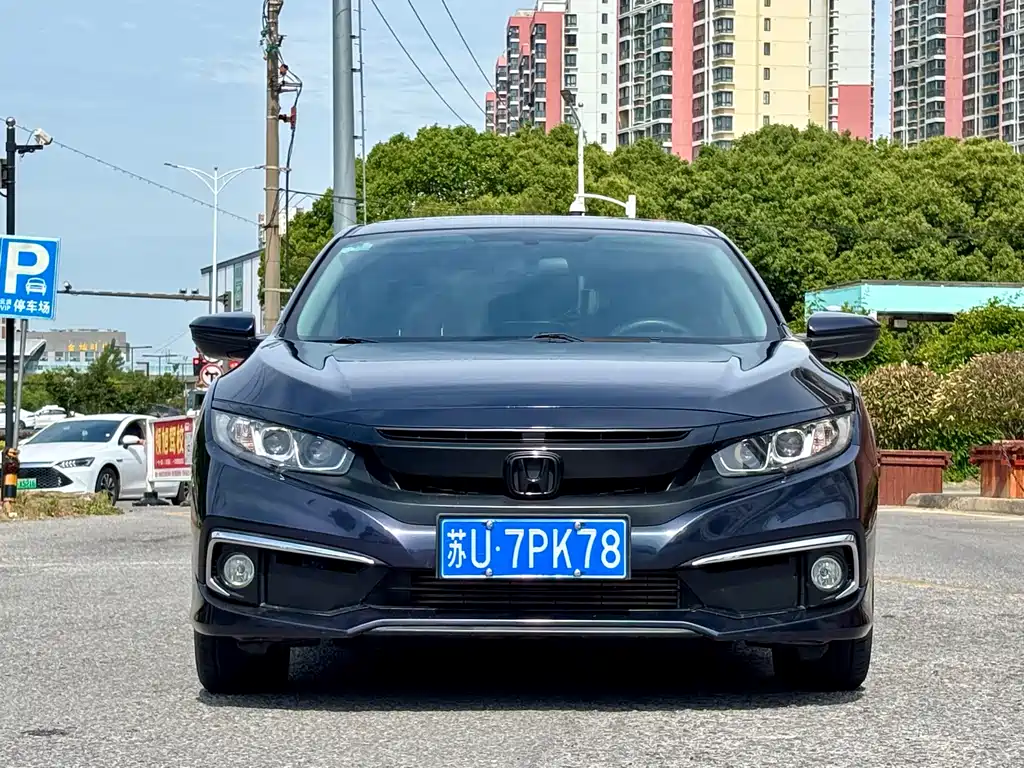 Honda Civic 2021 — фото 1