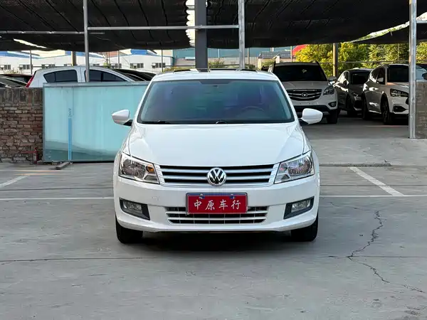 Volkswagen Santana 2013